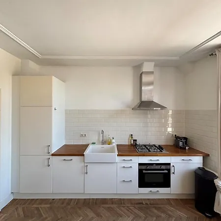 Apartamento By The